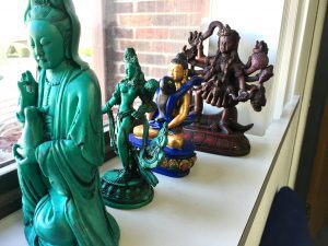 Eastern deity statues